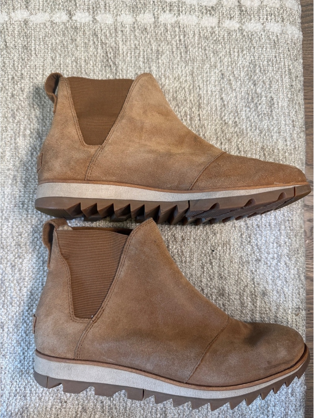 Sorel Women's Tan Suede Ankle Boots